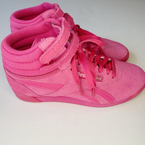 Reebok Freestyle Hightop Hot Pink Suede Trainer Sneakers Women's size 6 - Picture 4 of 9